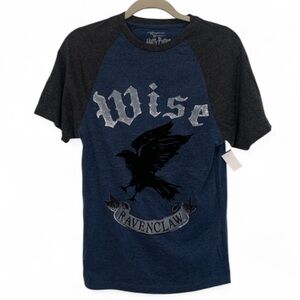 Universal Studios Wizarding World of Harry Potter Ravenclaw Blue Gray Tee Shirt